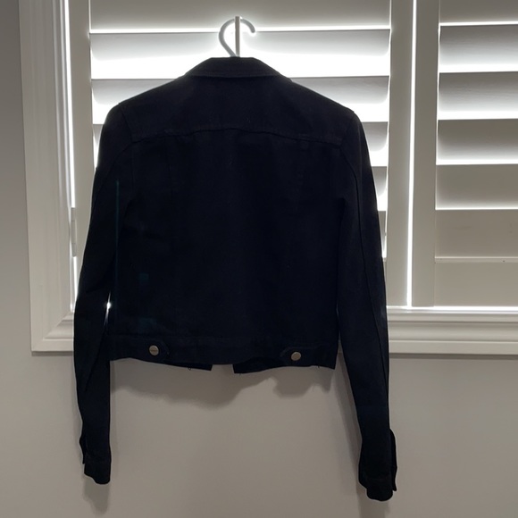 PrettyLittleThing Black Jean Jacket - Picture 2 of 4